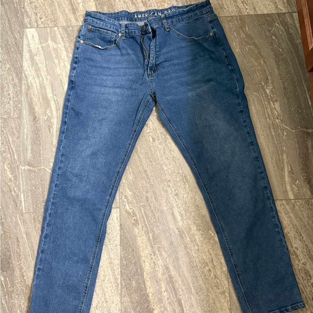 American Rag Men’s Slim Straight Blue Denim Jeans